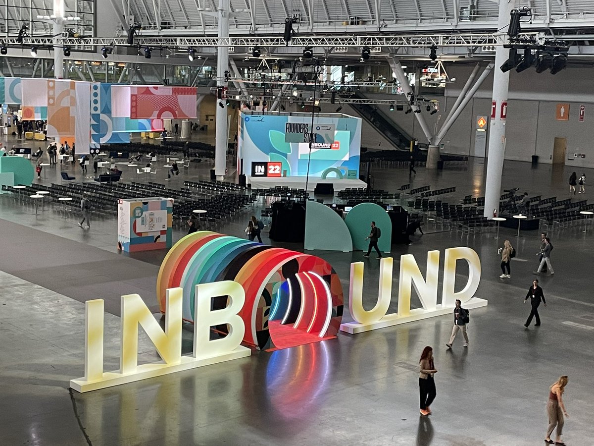 smonnes's tweet photo. Enjoying day two of #INBOUND22 meeting old and new friends! https://t.co/NXxngQCJWE