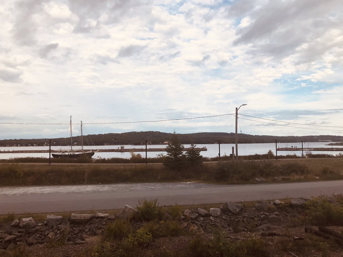 Georgeslunchtr1's tweet photo. We’re posted up down at Munchies on the #Bedford Highway. Come for the #postcardview stay for the #grilledcheese and #snacks https://t.co/EUq8f90r6A
