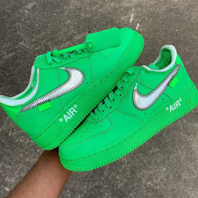 JustFreshKicks's tweet photo. Off-White x Nike Air Force 1 Low "Green" rumored for September 9th 🤔 https://t.co/UBmNMsP3Eb