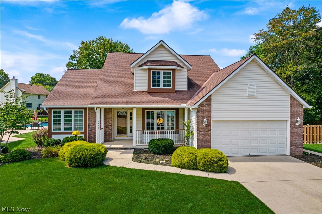 CatchKristin's tweet photo. New Listing! $325,000.00, 3BR, 3BA, 1544 Alderwood Oval, Brunswick, OH 44212, Full Details https://t.co/7GBpoetLB4 https://t.co/VUtm0HbfTe