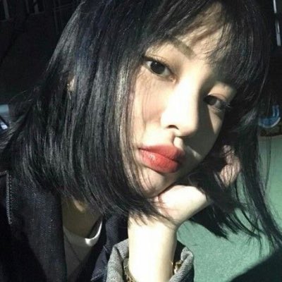 sonojihye's tweet photo. #NuovaFotoProfilo https://t.co/R93Ic4p1cE