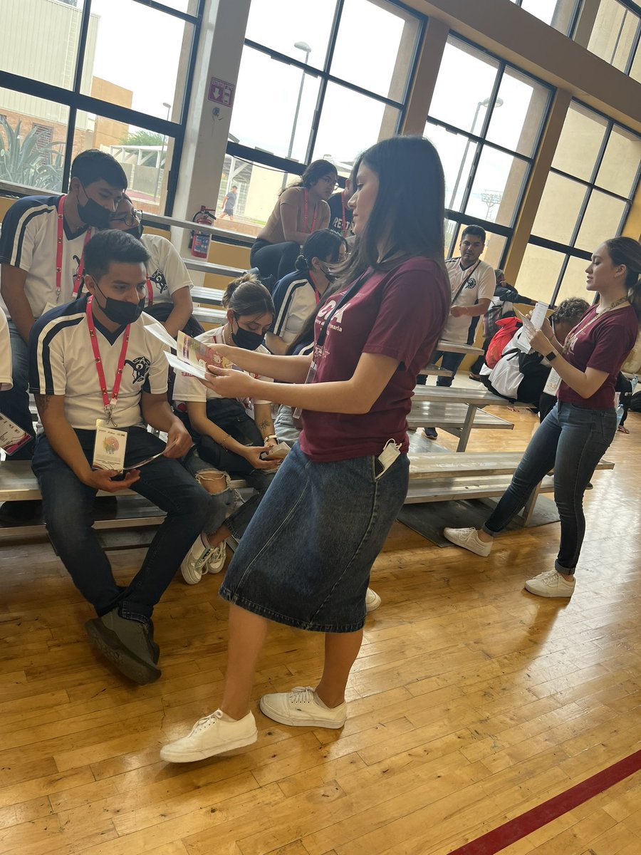 SurUneme's tweet photo. 💚UNEME CAPA Hermosillo sur presente en XXIII Encuentro nacional de juegos y deportes autóctonos y tradicionales Hermosillo, sonora 2022, con el objetivo de brindar información del centro y prevención de Suicidio.
#UsaTuCAPA
#capasonora
#UNEMECAPA
#SaludSonora https://t.co/VXA92F0vs3