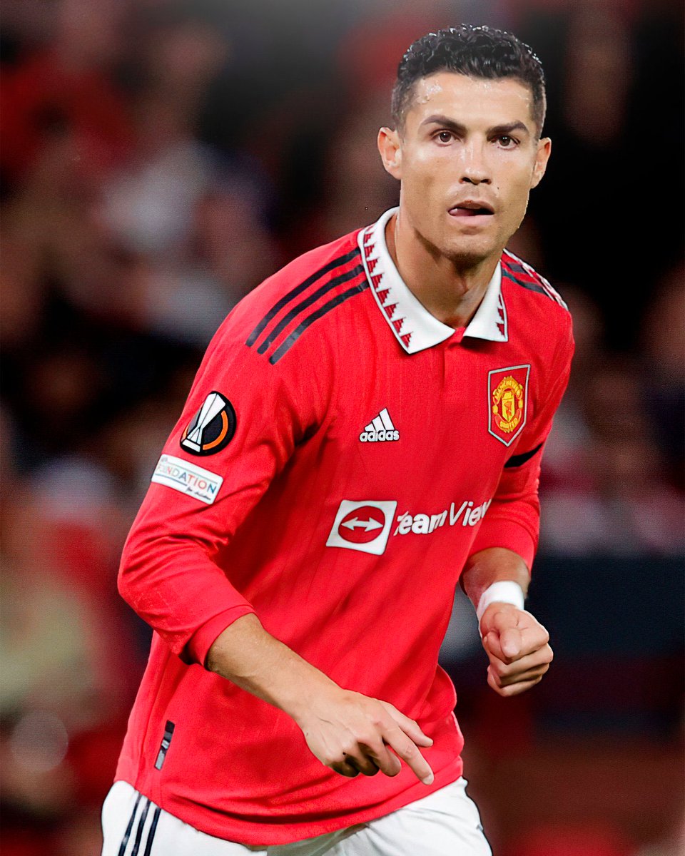 RPFootball2's tweet photo. Cristiano Ronaldo 🇵🇹 regressou à titularidade no Manchester United na derrota de hoje frente à Real Sociedad na abertura da Liga Europa (0-1) https://t.co/q359zgLky2