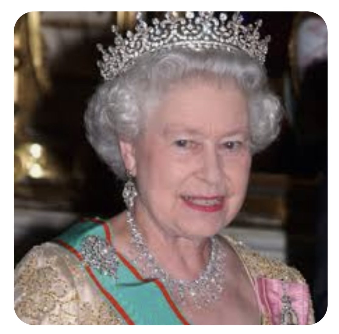 God bless Queen Elizabeth peace and love to all the family peace and love Ringo. 😎✌️🌟❤️🌈☮️