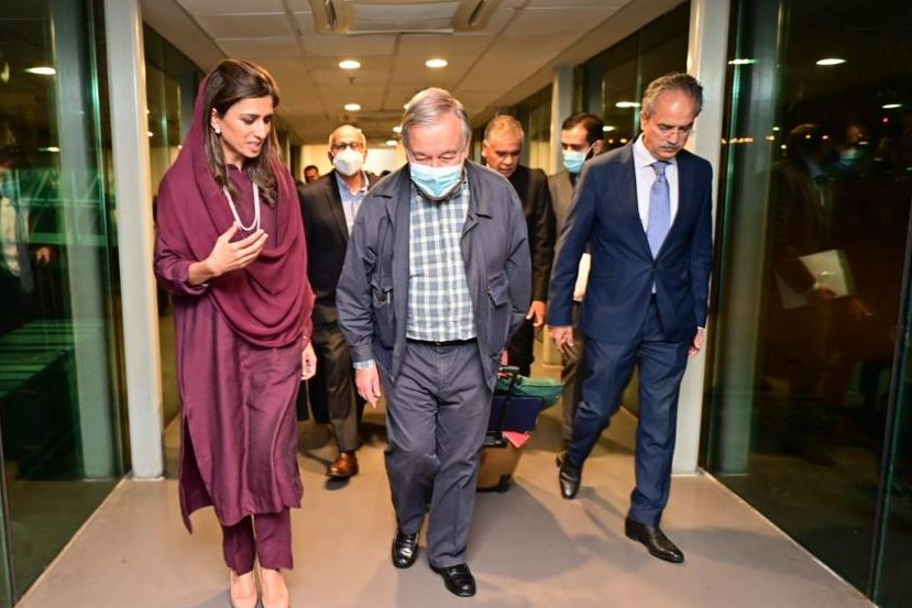 UNinPak's tweet photo. The United Nations Secretary-General @antonioguterres arrives in Pakistan to express his solidarity with the millions of people impacted by the historic floods in the country. 

#PakistanFloods #ClimateCrisis #SolidarityVisit https://t.co/5HtLoqutzN