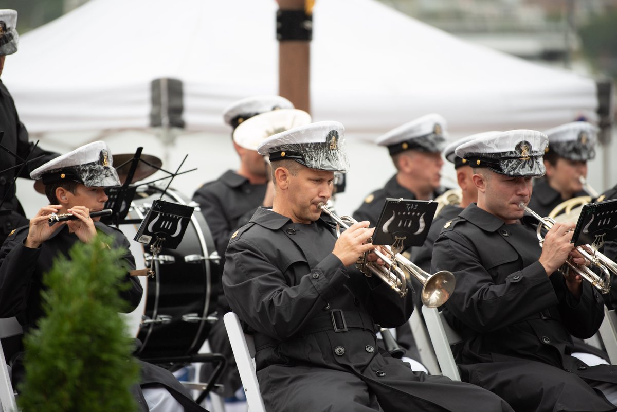 usnavyband's tweet photo. Yesterday, the U.S. Navy Ceremonial performed at the welcome ceremony kicking off the Maryland Fleet Week &amp; Flyover Baltimore! Check out our website to see where we'll be. ⬇ #MDFleetWeek https://t.co/jdT3CeDhfw https://t.co/ocojPcCFOX