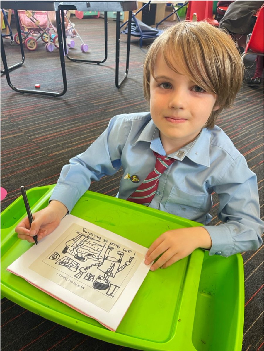 StCharlesGla's tweet image. Primary 1 discussed their God-given gifts and talents during their #ReligiousEducation lesson today. #InTheImageOfGod