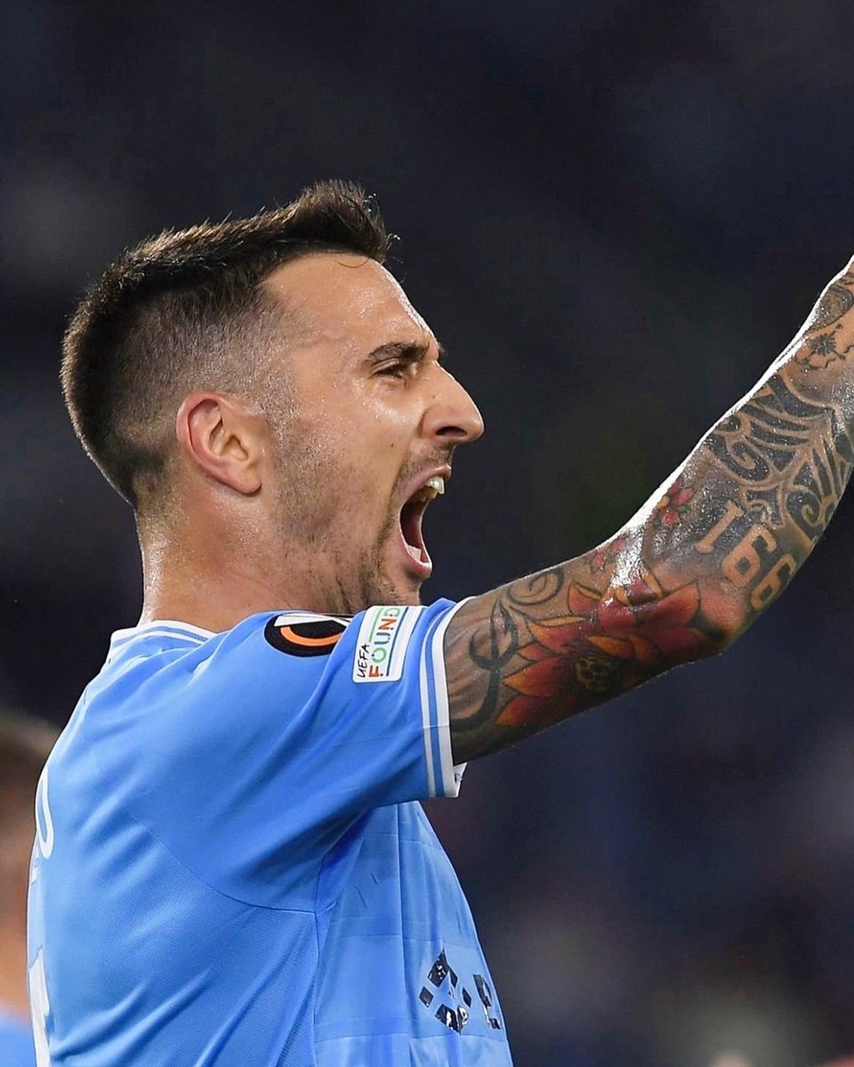 InsiderLazio's tweet photo. 2 gol e 1 Assist.
Migliore in campo 🇺🇾
Eppure ti davano per finito....
#Vecino #Lazio https://t.co/8iHlKU7gXW
