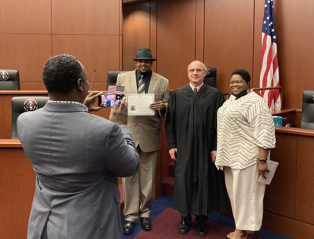 It's one of my favorite things to attend naturalization ceremonies and welcome new citizens. Immigrants and refugees shape our community in beautiful ways. Congratulations to the 39 New Americans who earned citizenship today in Syracuse!