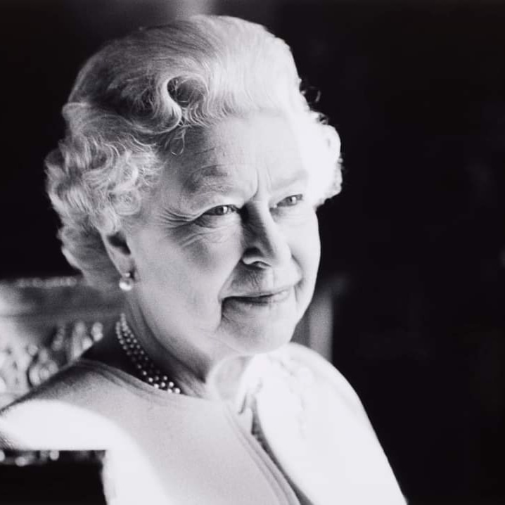 Buxted Bonfire Society are extremely saddened to learn of the death of Her Majesty Queen Elizabeth II. 
Our members wish to express their heartfelt condolences to the Royal Family at this time. 
May she rest in peace.