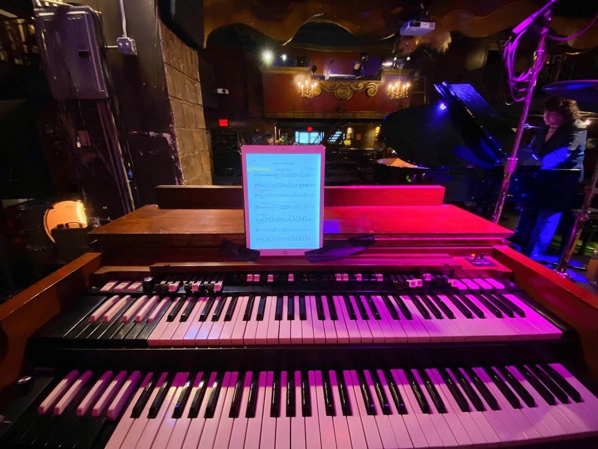 BethFalcone's tweet photo. It’s going to be a fun night!  Coming by to see Bob Malone at the Cutting Room? Cool! Oh, yeah, you might catch a glimpse of me throwing down a few Hammond B3 parts! 

#hammond #oldschool #hammondorgan #rockancroll #bobmalone #cuttingroom #bobmaloneband #livemusic https://t.co/kLMMXPuiPT