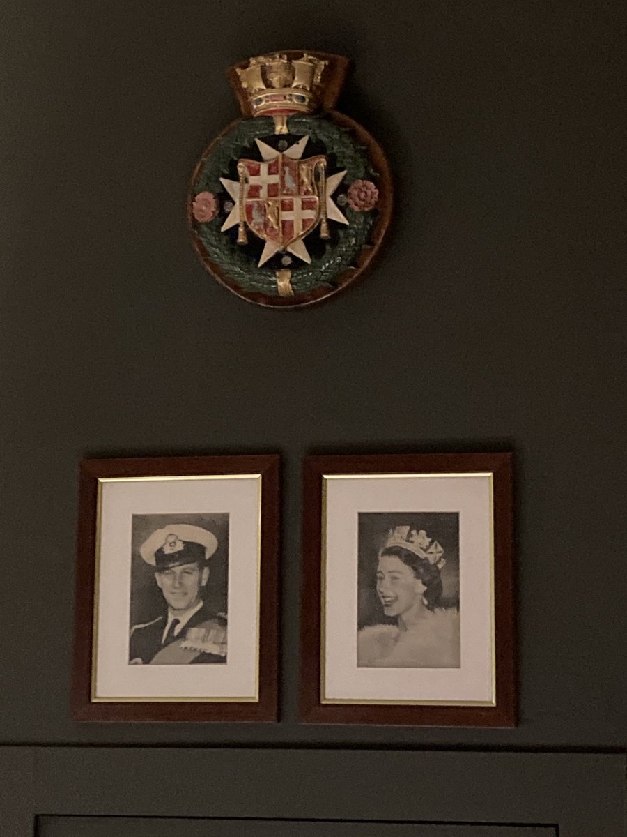 ChaddTrevor's tweet photo. God bless the Queen Rest in Peace your Majesty (Photo in the Phoenicia hotel Malta )
Long live the King. https://t.co/otmY41RQ8Y
