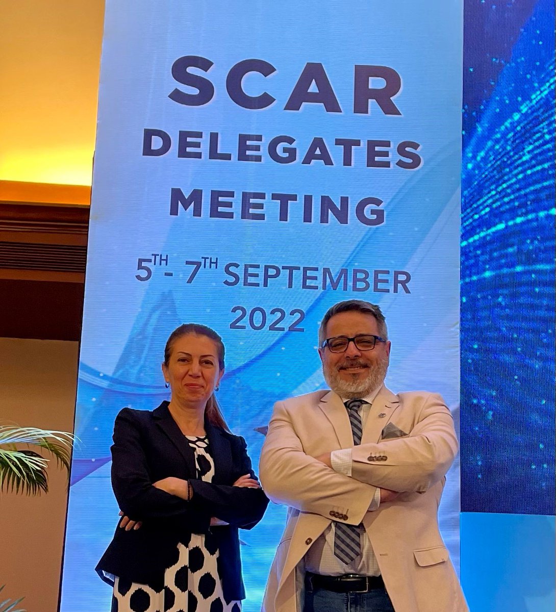 Congratulations to COMNAP MNAPs Burcu Ozsoy (TÜBITAK Marmara Research Center, <a href="/TUBITAK_MAM/">TÜBİTAK MAM</a>, Türkiye) &amp; Marcelo Leppe (INACH, <a href="/inach_gob/">INACH</a>, Chile) who have been elected as <a href="/SCAR_Tweets/">Scientific Committee on Antarctic Research (SCAR)</a> Vice Presidents. 👏 Both great scientists/both great program leaders.