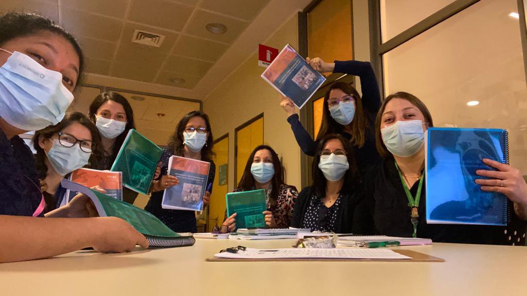 BPSO_HPM's tweet photo. Damos la bienvenida a la Guía de Prevención de caídas!!! El comité de implementación del @hospitalpm trazando líneas para comenzar a recorrer este nuevo desafío. Vamos que se puede!!! 💪🏻💪🏻💪🏻💪🏻 Y con este equipo imposible no motivarse 😎 @dorisgrinspun @rnao #BPSO @rpintornao https://t.co/I7dChtYWfg