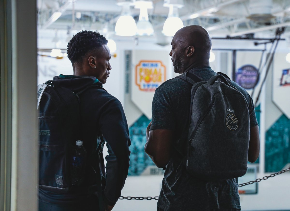 MSU_Basketball's tweet photo. Learning from the best. https://t.co/OC4JCUCN1S