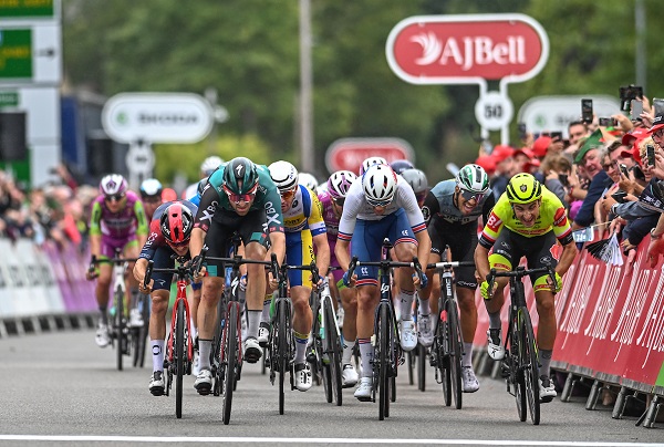 Friday's Tour of Britain stage in South Gloucestershire cancelled after death of Queen
yateandsodburyvoice.co.uk/tour-of-britai…