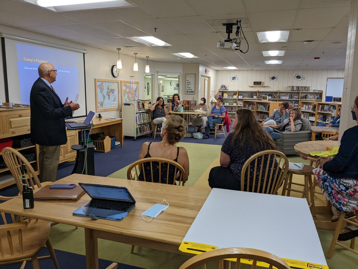 lauren_amrhein's tweet photo. Our educational assistants met with Paul Argenti of the Tuck School of Business to develop mission statements that reflect why we exist and what sets us apart. We're gathering ideas, statements, and themes from our various stakeholder groups. #oneray https://t.co/i26aIOJdi2