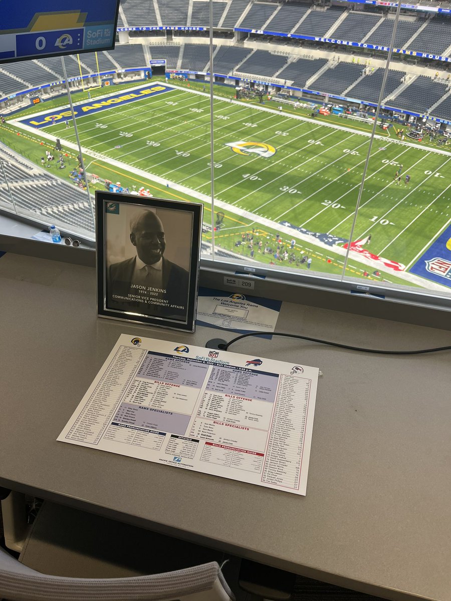 RoperPR1's tweet image. Thoughtful tribute in the SoFi Stadium press box tonight for my long time colleague Jason Jenkins of the Miami Dolphins. Great job @artistwyman and the LA Rams Comms team, nicely done.