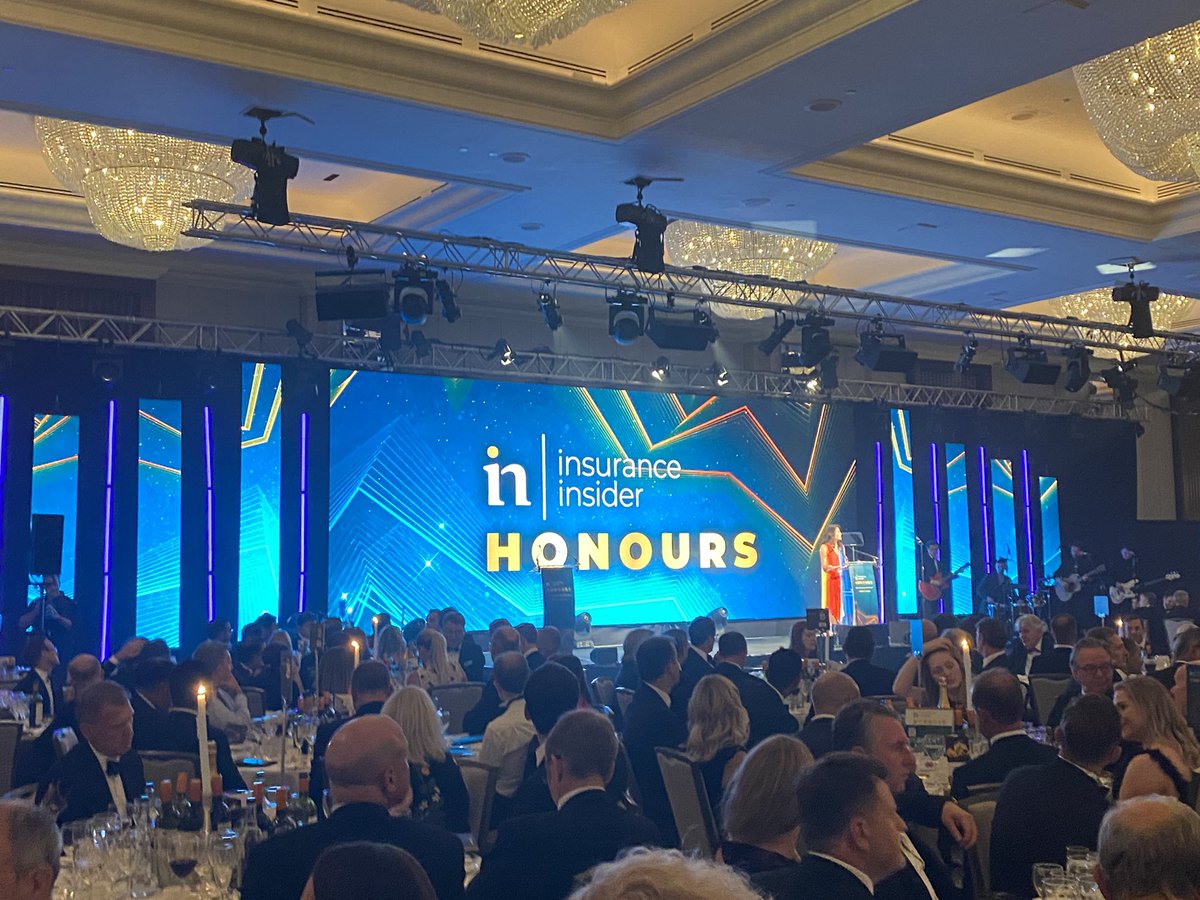 Simon Hayes tweet media