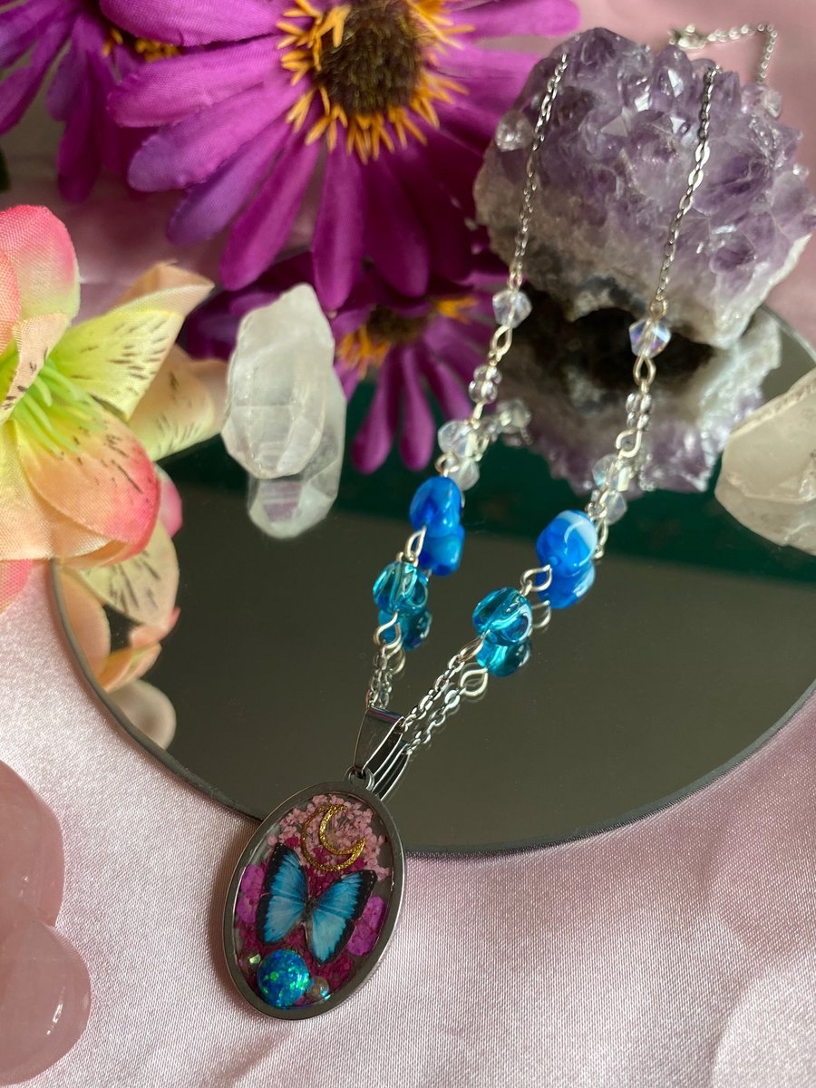 🌸☁️Pink Cloud Art☁️🌸 on Twitter "These 3 butterfly necklaces would be