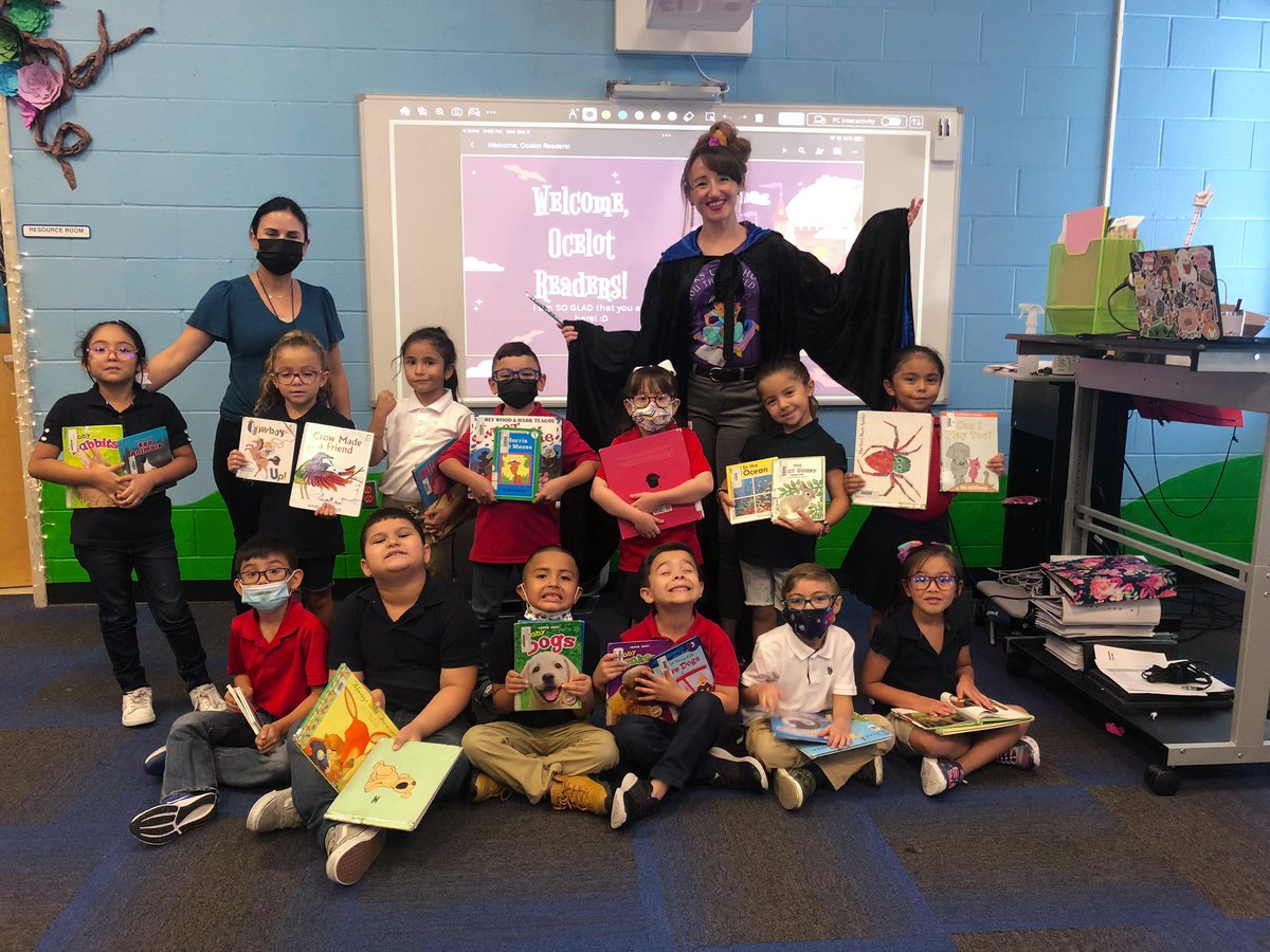 LibaryLadyAvery's tweet photo. โจIt has been so magical to be back in the library this year with all these @OES_Ocelots Reading Wizards!!!โจ๐๐พ @LFCISDLibraries @esc1library #LosFresnosLiteracyMatters #OcelotsRead ๐ฎ https://t.co/zrdL4Fls7D