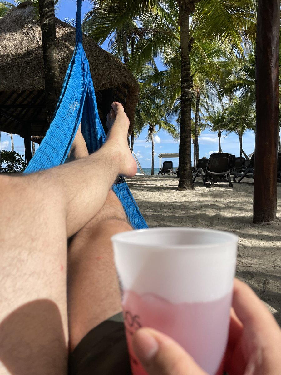 OmegaGamer735's tweet photo. So I’m finally off on my honeymoon and there is nothing better than listening to the Low-Key @PlayStreamBeats album while looking at this view! Thank you, @HarrisHeller , you absolute god among us https://t.co/wjTAv8JnUK
