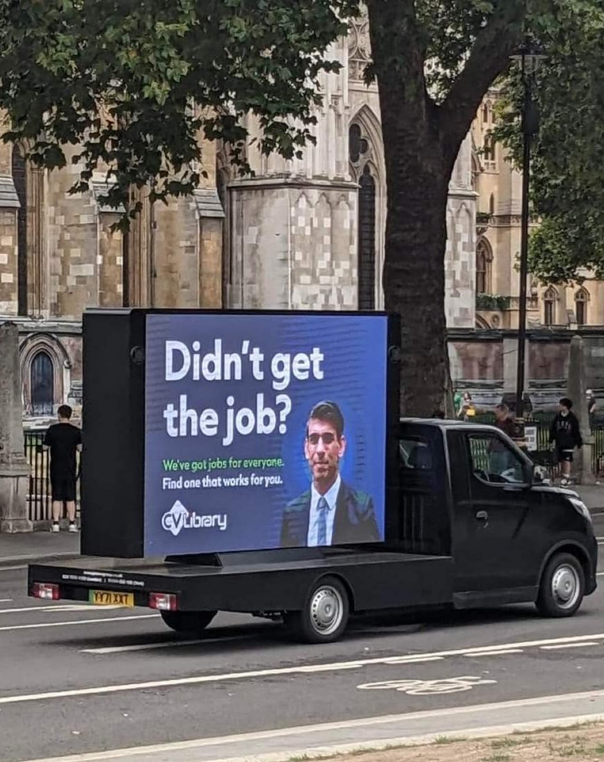 WorkAust's tweet photo. Hey @CVLibrary
I wonder where the idea for this came from? π€
We're glad you liked our G'Day Boris campaign last month!
#WorkInAustralia #Immitation #ThanksForCopying https://t.co/AqnqbAU7xl