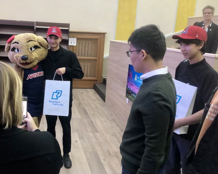 shanecburgess's tweet photo. Our very 1st @UArizonaCALS students to earn their Applied Biotechnology degrees @UAZPlantScience at our UArizona campus @KozybayevUniver in Petropavl, Kazakhstan. 🇰🇿 https://t.co/JSav60bsZ5