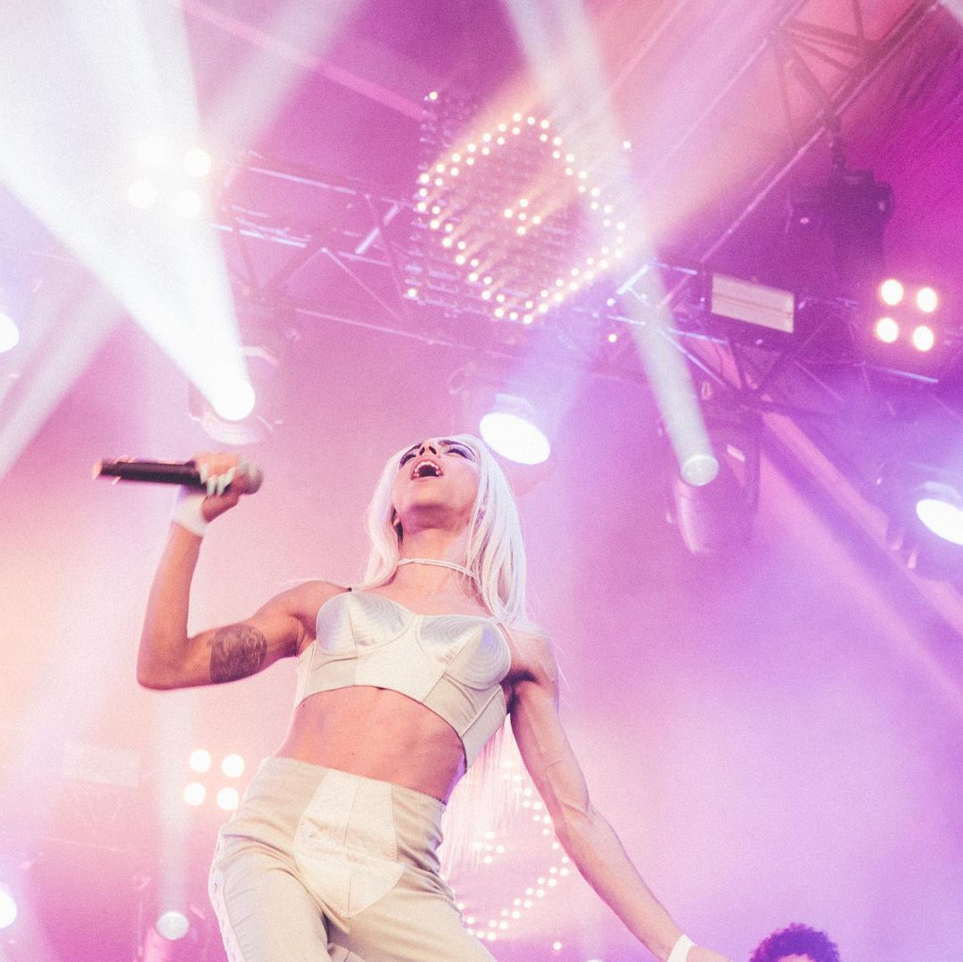 IKikocup's tweet photo. Je souhaite un très très joyeux anniversaire à cette fabuleuse personne, qui n'est autre que @iambilalhassani !!! Je te souhaite de passer une des plus belles journées de ta vie, profite, continue de rêver et de briller je suis super fière de ton parcours continue comme ça ✨❤️🥳 https://t.co/uM5TgFiLrk