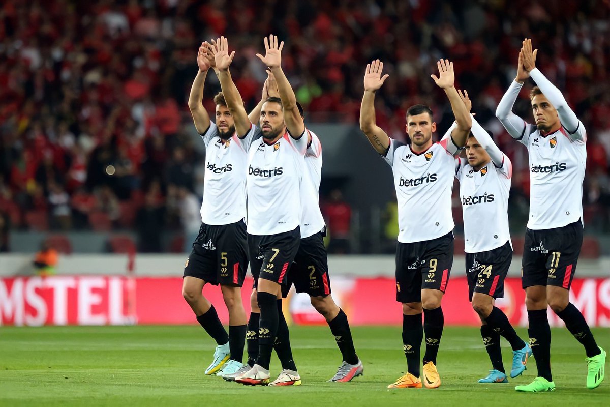 bernicuesta's tweet photo. Si bien no pudimos lograr el objetivo, este grupo demostró en todo momento que está hecho para grandes cosas!! 👊🏻

@MelgarOficial @nikefootball @AlfilSports @Sudamericana https://t.co/sUqDW5H5cB