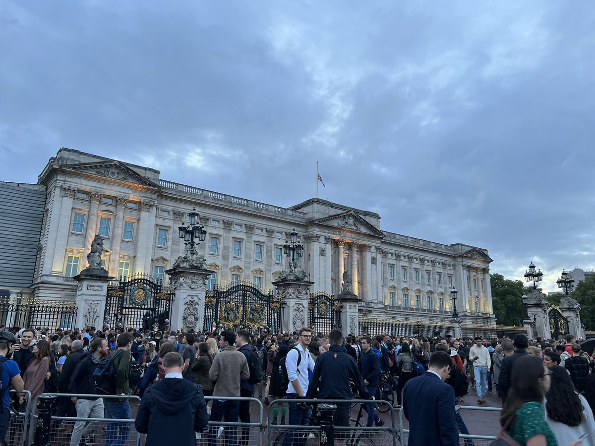DavidAJones_'s tweet photo. I’m devastated to hear the news today about Her Majesty’s passing. Thank you for all that you have done for us during your 7 decades of service Ma’am. Rest in Peace. Our thoughts are with the Royal Family at this most difficult of times. https://t.co/odRmin1WfD