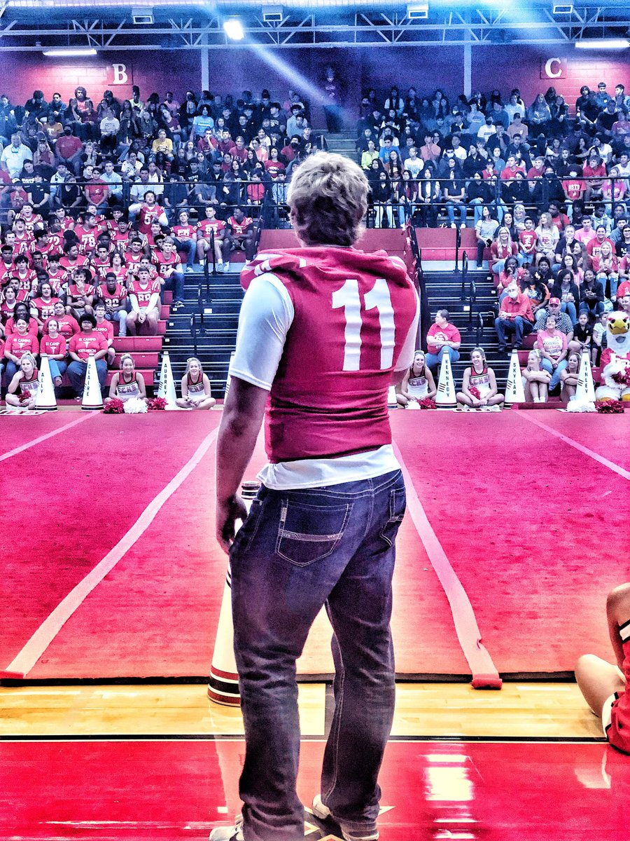 SloanHubert2's tweet photo. “Life is 10% what happens to you and 90% how you react to it” Charles R Swindoll #TTBL Let’s get a win tomorrow @CoachCWorrell @Coach_Worrell @WhartonCoSports @SparkyWoodsUNC @mikeforman21 @advosports @lacey_hubert @UNCRecruit @vypehouston @GFigirova @coachwesterberg https://t.co/C63xwAMd5M