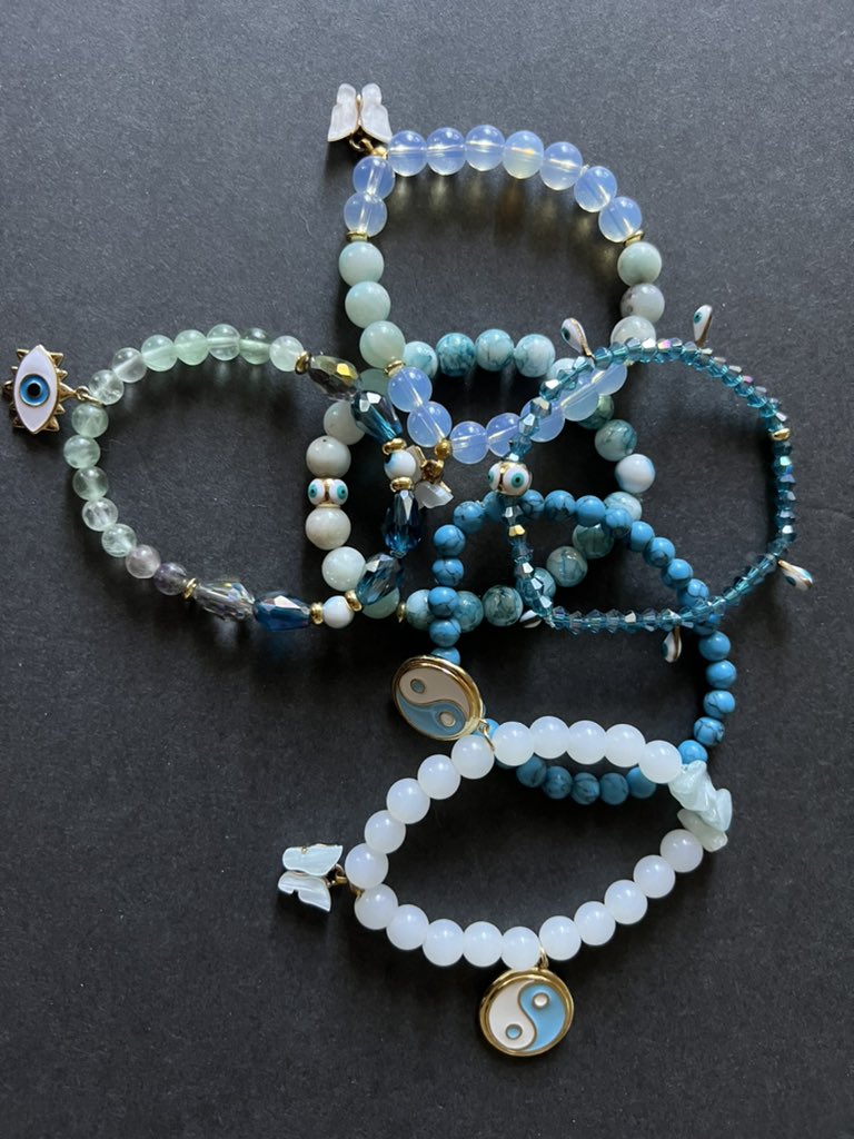 CaboCee_'s tweet photo. wonderstyle.s is back | get your amulets 🪬 &amp; tell a friend to tell a friend . healing a step at a time baby ✨ https://t.co/8CVUNHBV0C