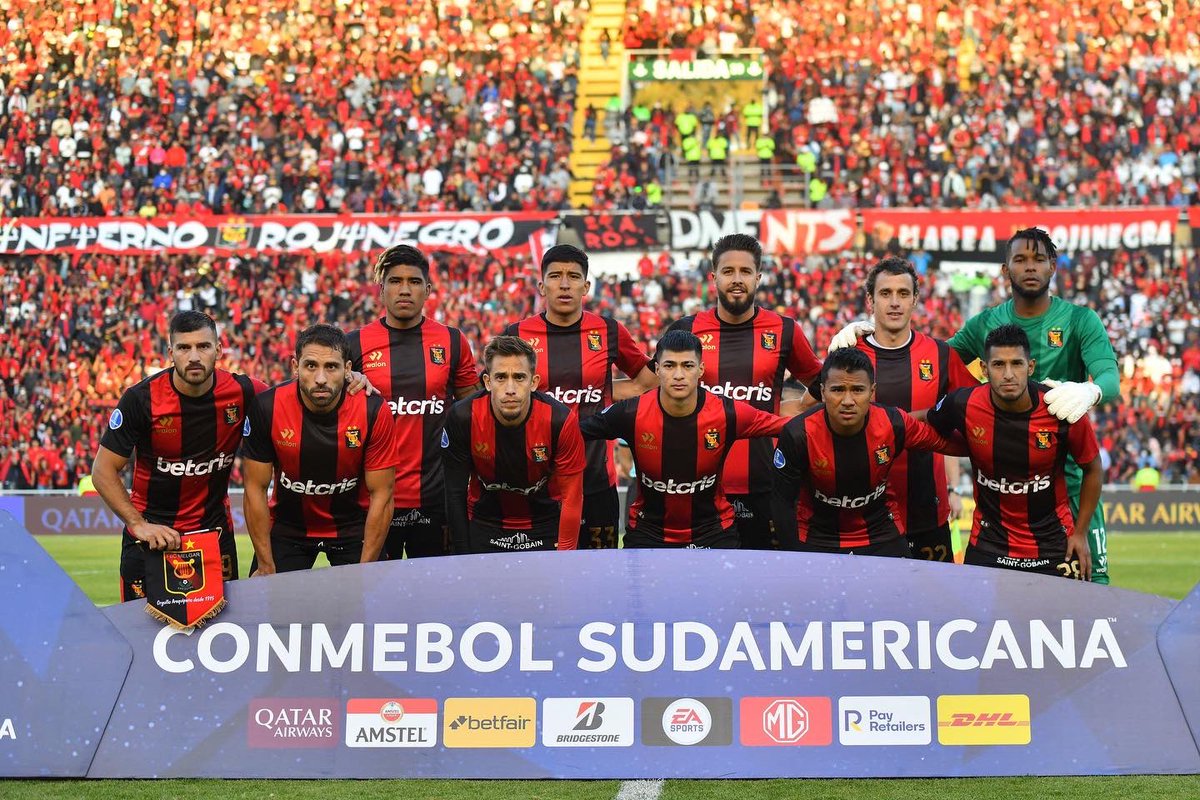 bernicuesta's tweet photo. Ahora toca pasar la página, ir para adelante y enfocarnos al 100% en el torneo local para lograr el objetivo a fin de año!! 🏆

Vamos con todo!! 👊🏻

@MelgarOficial @nikefootball @AlfilSports @Sudamericana https://t.co/MG4Z7pQZpp