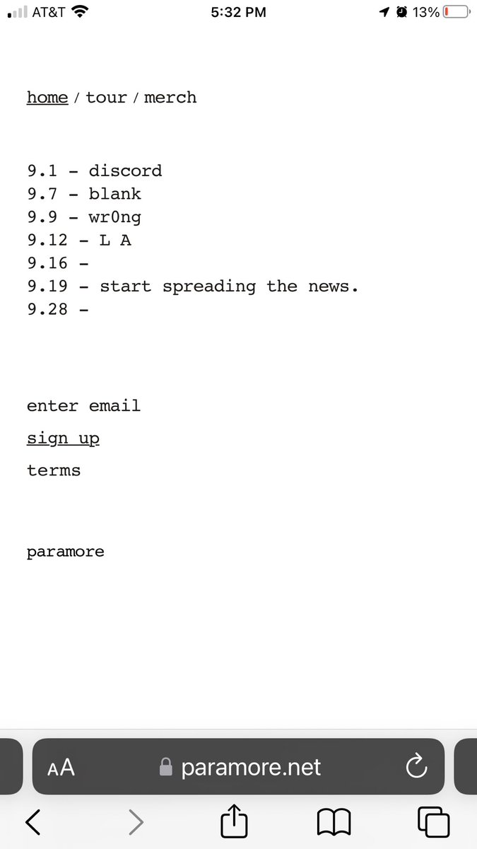 aunt__blazer's tweet photo. UHHHHHHH #paramore #redfuckingalert #whatisair https://t.co/DwmdpA4FZL