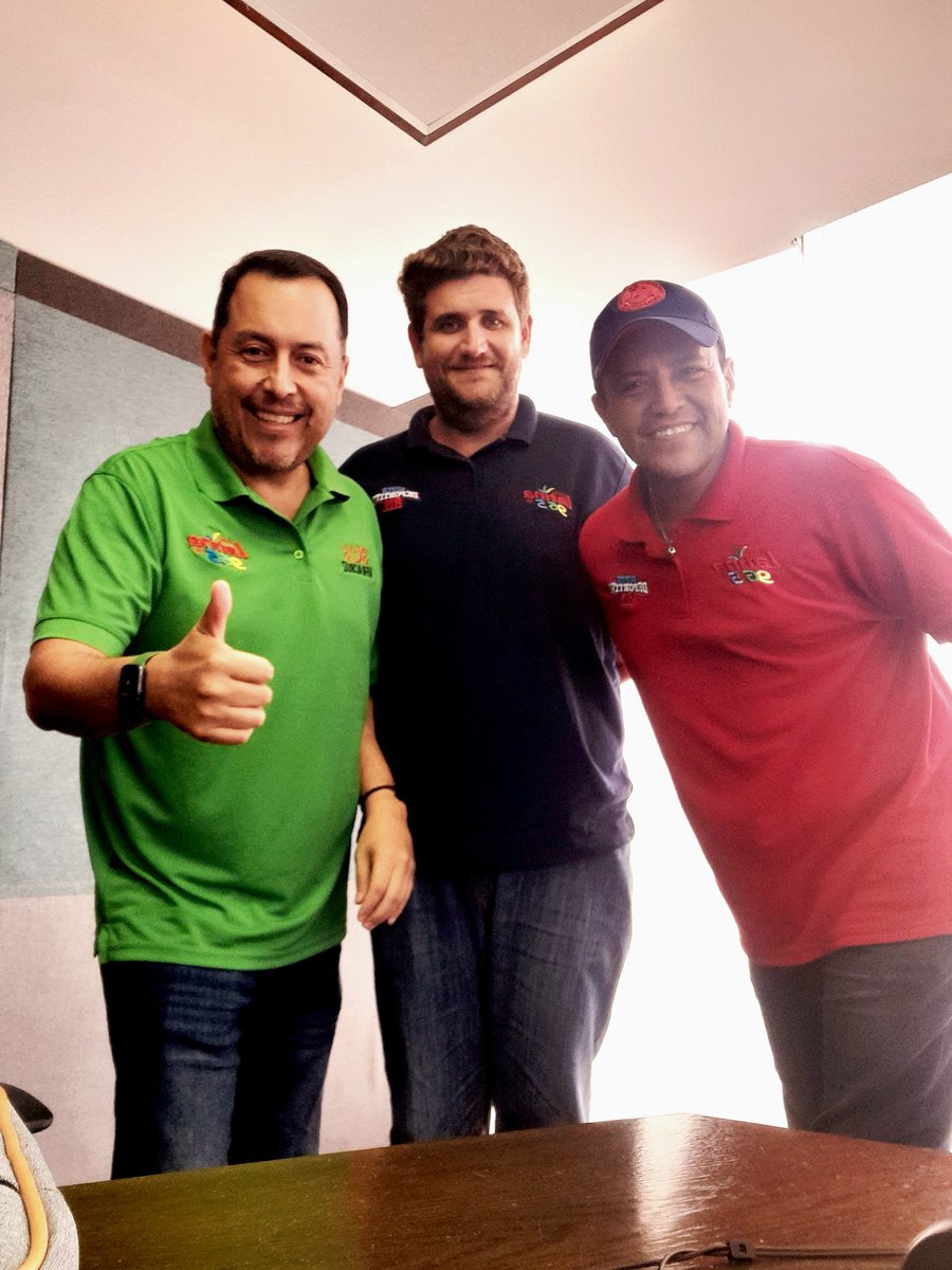 Jorge_Tiburon's tweet photo. Hoy @miguirocha me dijo un secreto que no tenia que decir a @carlos_siliceo pero que él ya sabía, pero de mi no salió. 🦈🥴 ¿ Qué será? https://t.co/tVVv6azym5