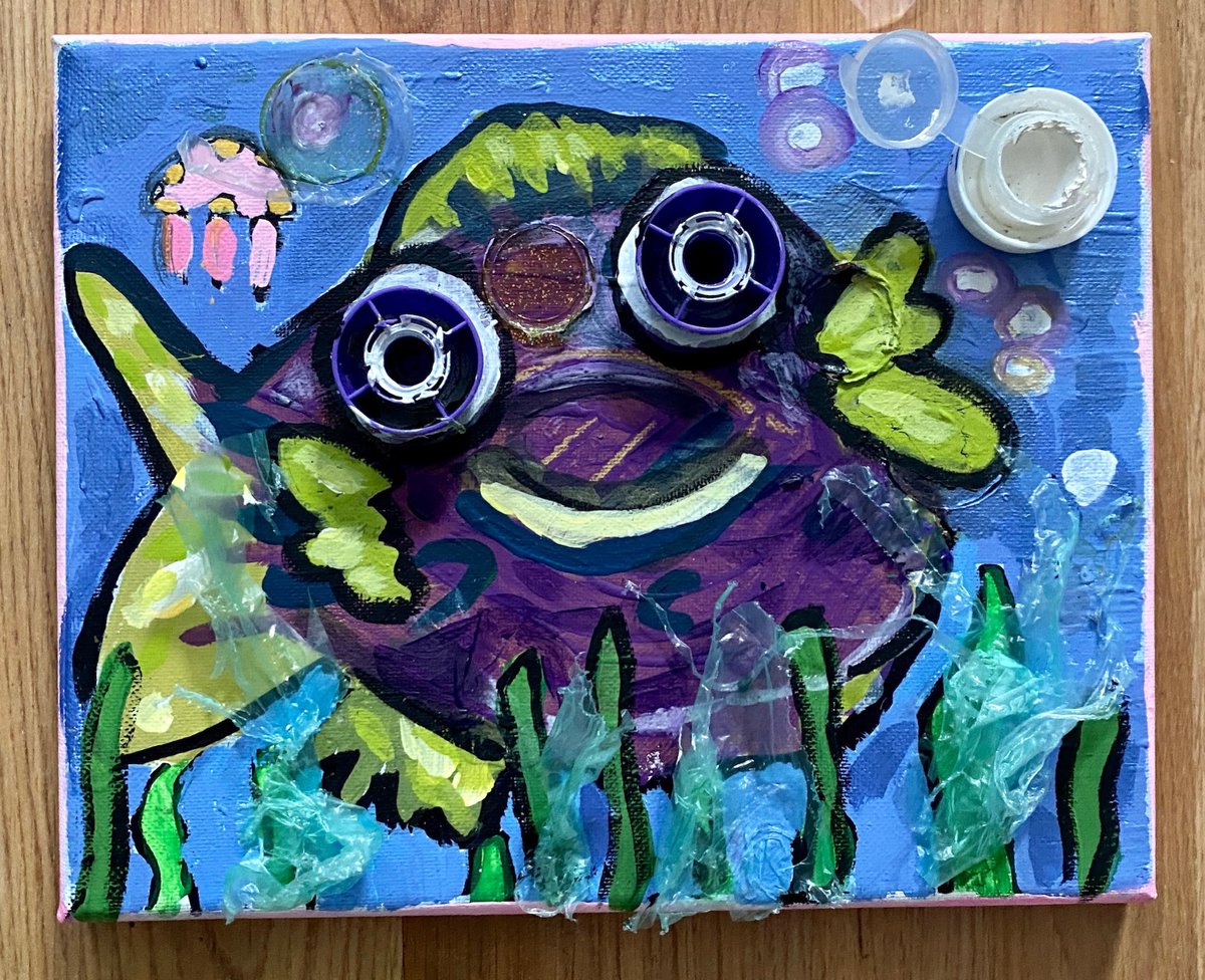 LottaFish's tweet image. Less Plastic More Fish | Artworks made with plastic debris by #nhvn elementary students are on display at @NHFPL Fair Haven. Exhibit reception 9/15 3-7PM. #UrbanWaters Initiative funded by #CTDEEP  #LessPlasticMoreFish #MenosPlásticoMásPescado #PlasticPollution #singleuseplastic