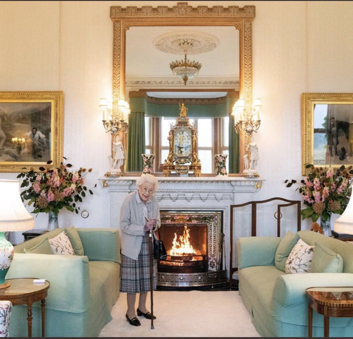 Pilot_Holly's tweet photo. “I declare before you all that my whole life whether it be long or short shall be devoted to your service and the service of our great imperial family to which we all belong.”
- Her Majesty The Queen https://t.co/SW6gw5alsY
