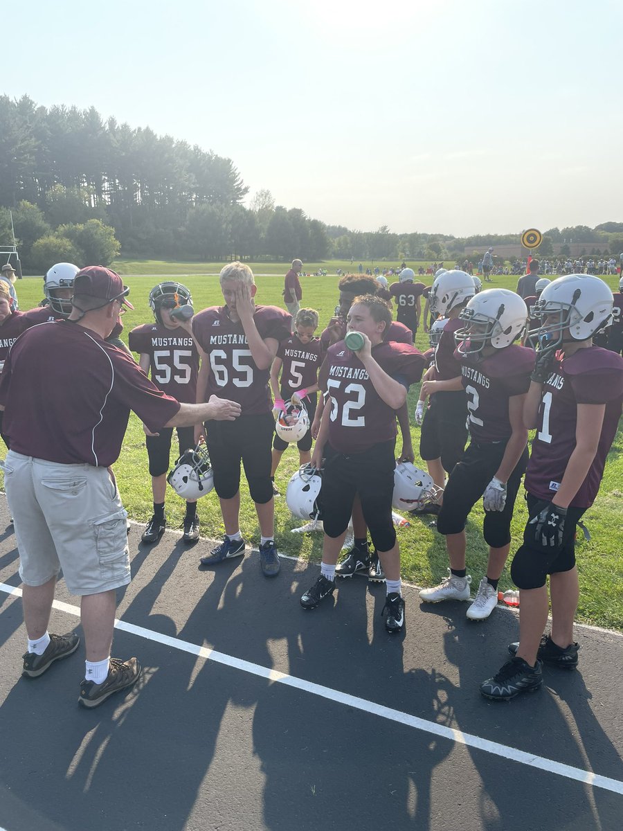 MenomonieMiddle's tweet photo. First game in pads is one they’ll never forget! 🔥🏈#MustangFB https://t.co/6O4laJOpyG