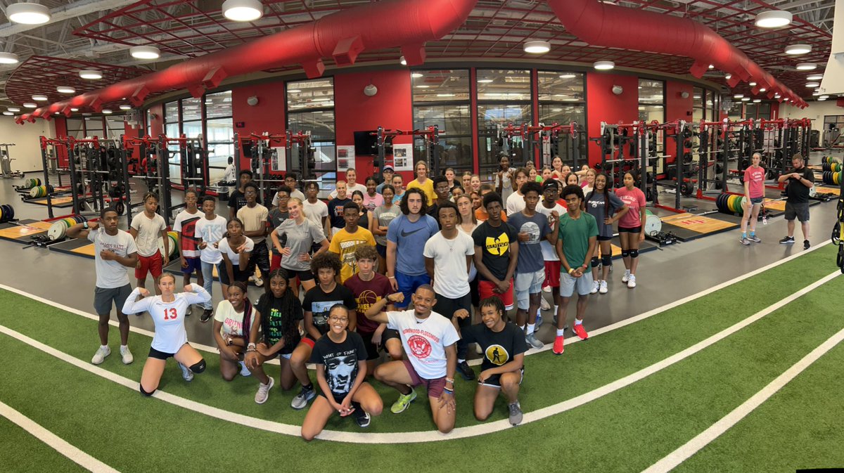 HFAPT's tweet photo. +90 Athletes training after School today! Get Ready…It’s Coming! @HFvikingvball @HFXCountry @HFDistanceSquad @HFHS_BASEBALL @HFWrestling_ #VikingPerformance #WeAreHF https://t.co/bP9FI7mv2K