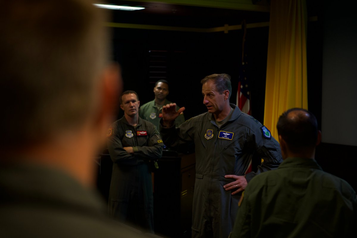 Travis60AMW's tweet photo. 🫡 Welcome to Travis AFB Major General Martin, @18thAFCommander  🇺🇸

We're excited to have you back to show you how we accelerate change since you were in command and why the world can #TrUStTravis!! https://t.co/XrzpS0e7cM