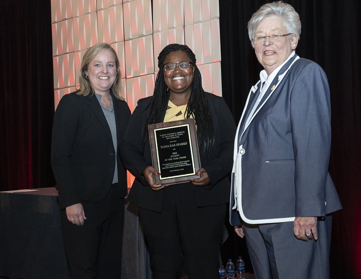 Governor Kay Ivey tweet media