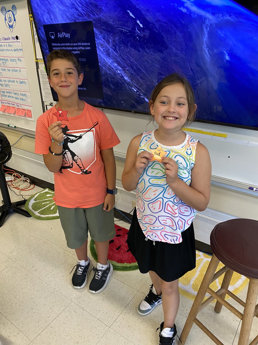 Awesome leaders being recognized in 4-I this week!! 🤩 #wt112 #112Leads