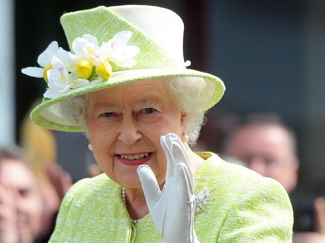 lorusso_stefano's tweet photo. La Regina Elisabetta II è stata una donna capace di essere una leader prima ancora che un capo di stato.
Alla famiglia reale e a tutto il popolo britannico un sincero e commosso pensiero della nostra Città.
#QueenElizabeth https://t.co/r4AD7rUlbg
