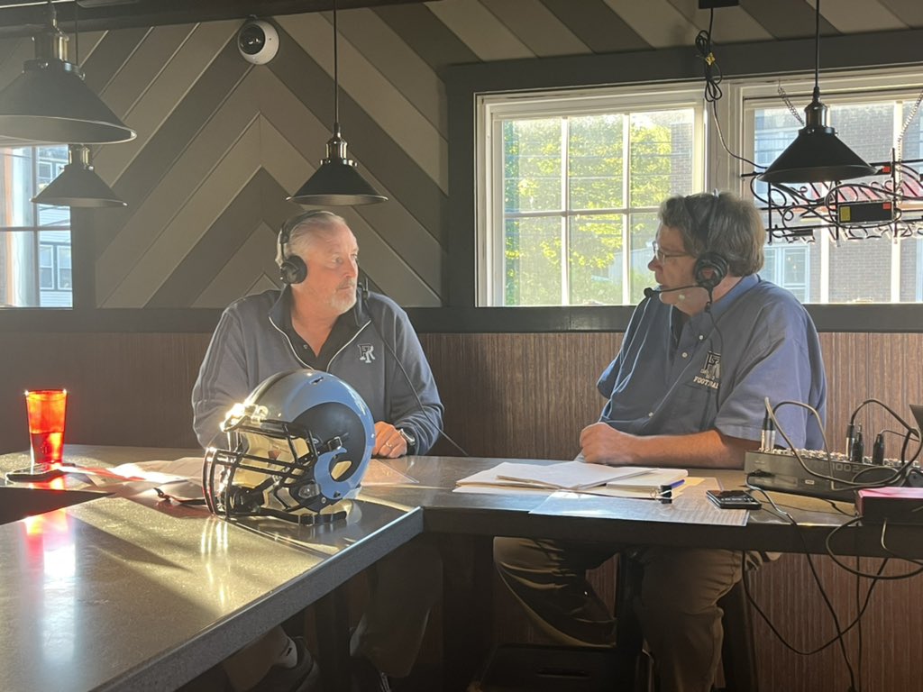 The first @CoachFlem Coach’s Show of the season is underway at <a href="/mewstavern/">Mews Tavern</a>! 

<a href="/RhodyFootball/">Rhody Football</a> takes on Bryant on Saturday in Smithfield. Catch tonight’s show and the game broadcast on the Varsity Network! 

thevarsitynetwork.com/feed/source/oa…