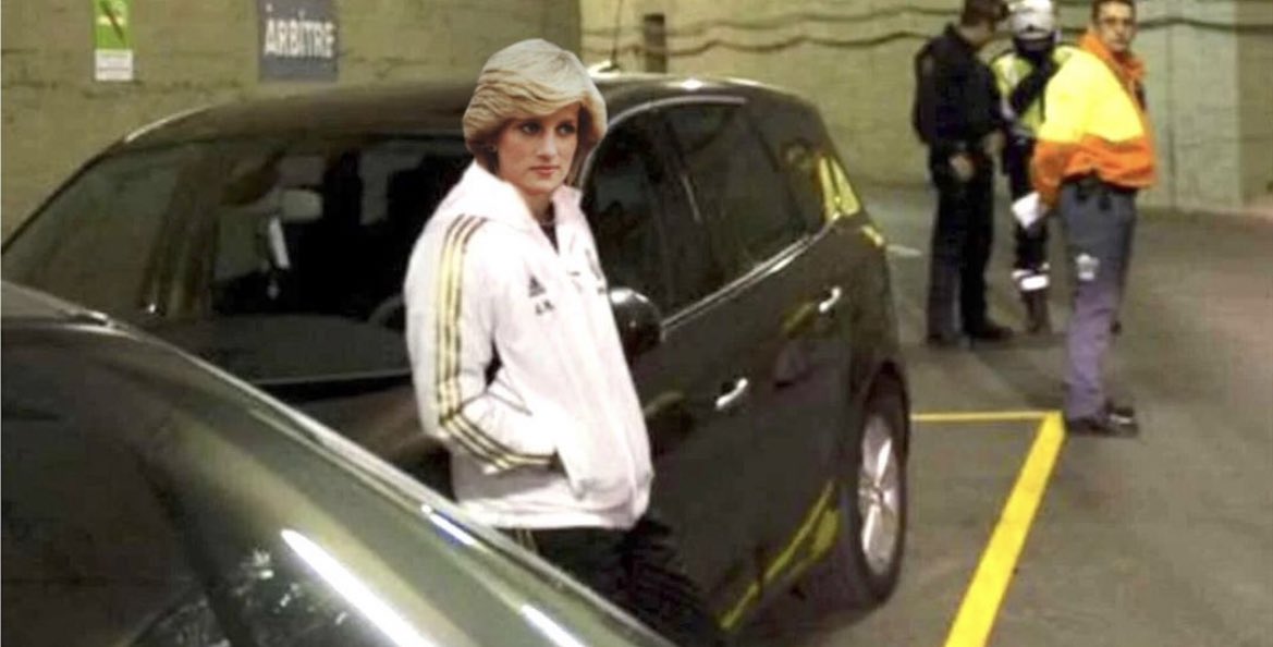 SahilSingh0894's tweet photo. Princess Diana waiting for Queen Elizabeth at the gates of heaven: https://t.co/D69Wpoo6I3