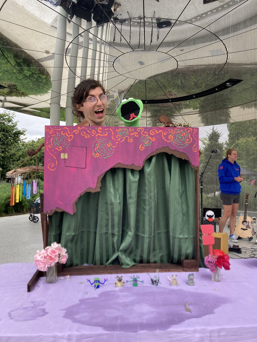 time_trades's tweet photo. monthlong puppet fever dream https://t.co/6Fi2DP5ZCD