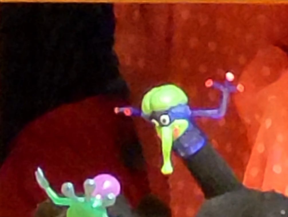 time_trades's tweet photo. monthlong puppet fever dream https://t.co/6Fi2DP5ZCD