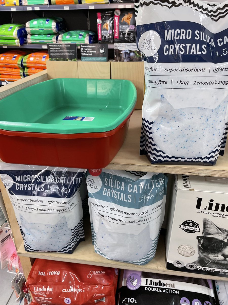 MuftiNeeka's tweet image. hope they bury her in this 🤞