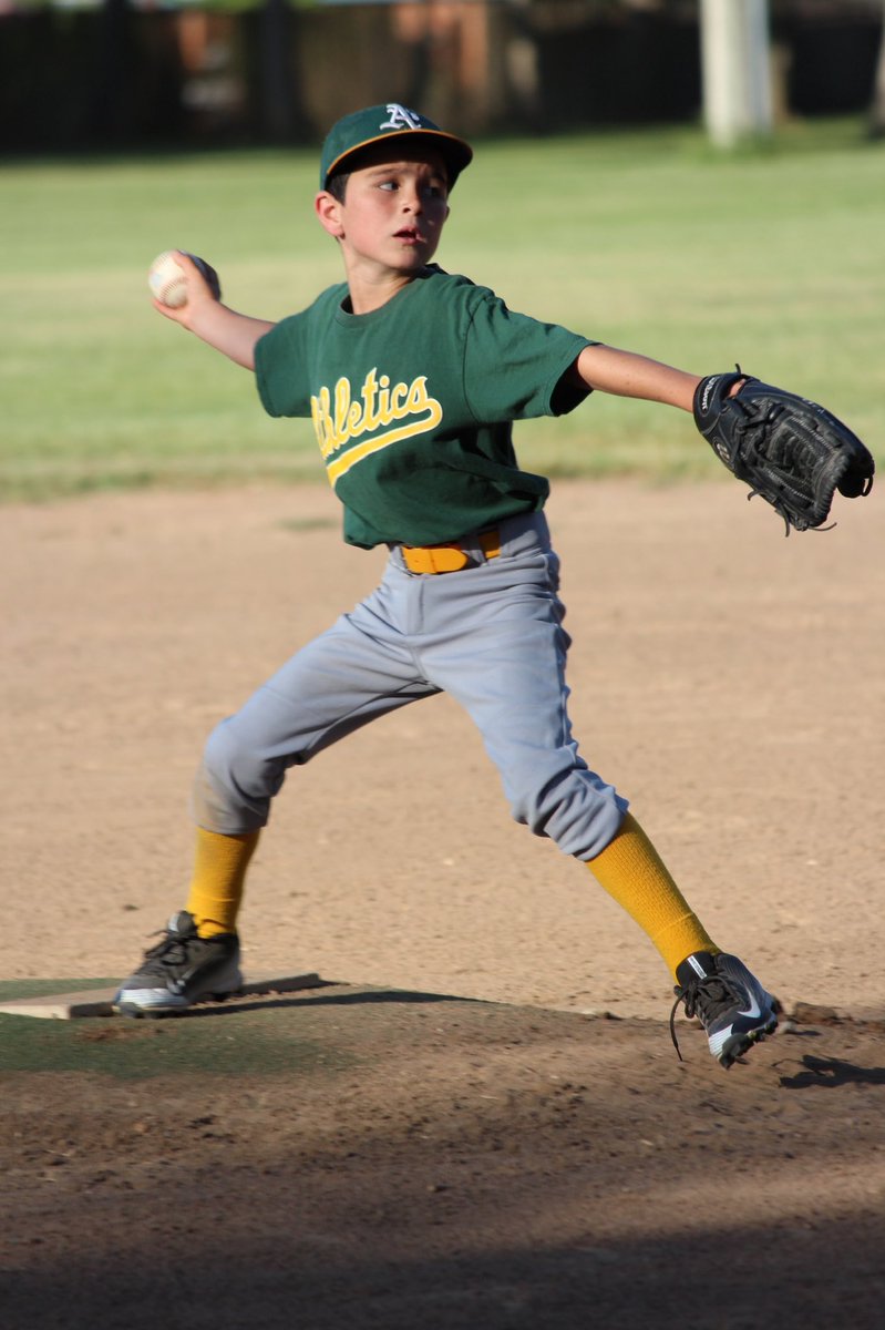 yobears5's tweet photo. Happy 15th Chubbs!!!!  Time flies!  So proud to be your Mom!!! https://t.co/5grpAPqLf3